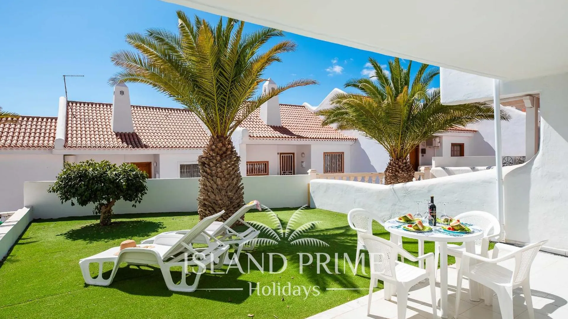 Apartment Seaviews Garden Holiday With Palms In Sand Club Sc171 San Miguel de Abona Spain